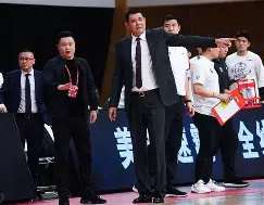 亚博体育在线登录-赛地聚焦:葡超关键时刻热度飙升,山东男篮主帅复盘,底气十足,身体对抗强度拉满