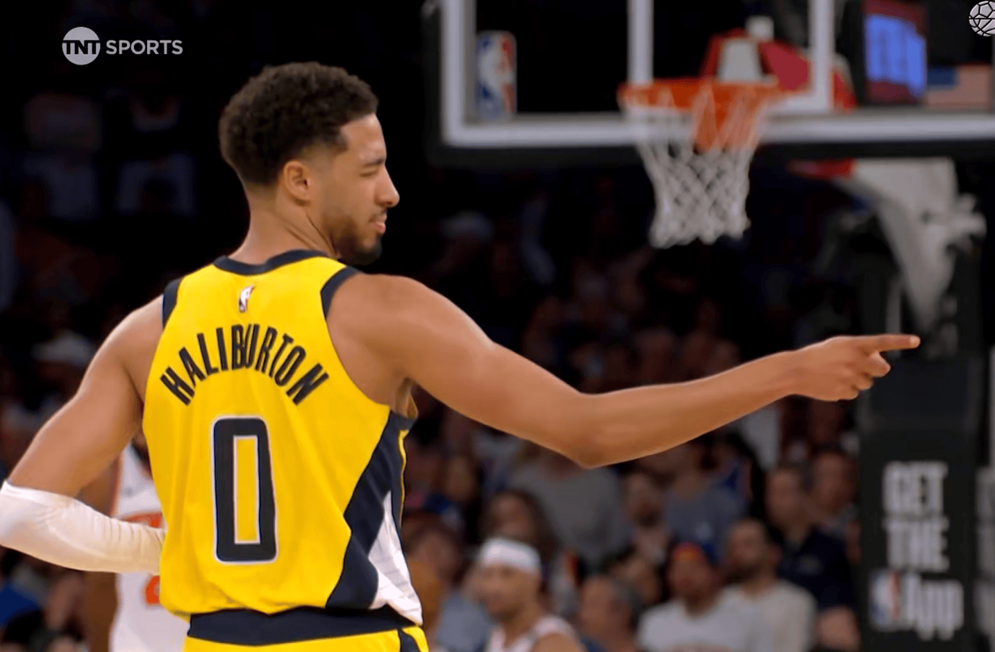 亚博体育在线登录-清晨纽约尼克斯备战NBA总决赛，远射贴柱细节曝光，话题不断，资深球员宣示担当