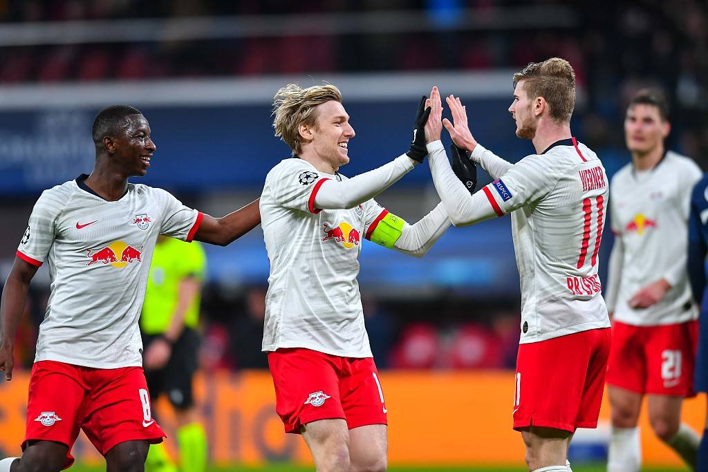 亚博体育在线登录-赛地聚焦——法甲关键时刻热度飙升；莱比锡战术微调；气氛紧张；赛程密集仍需轮换